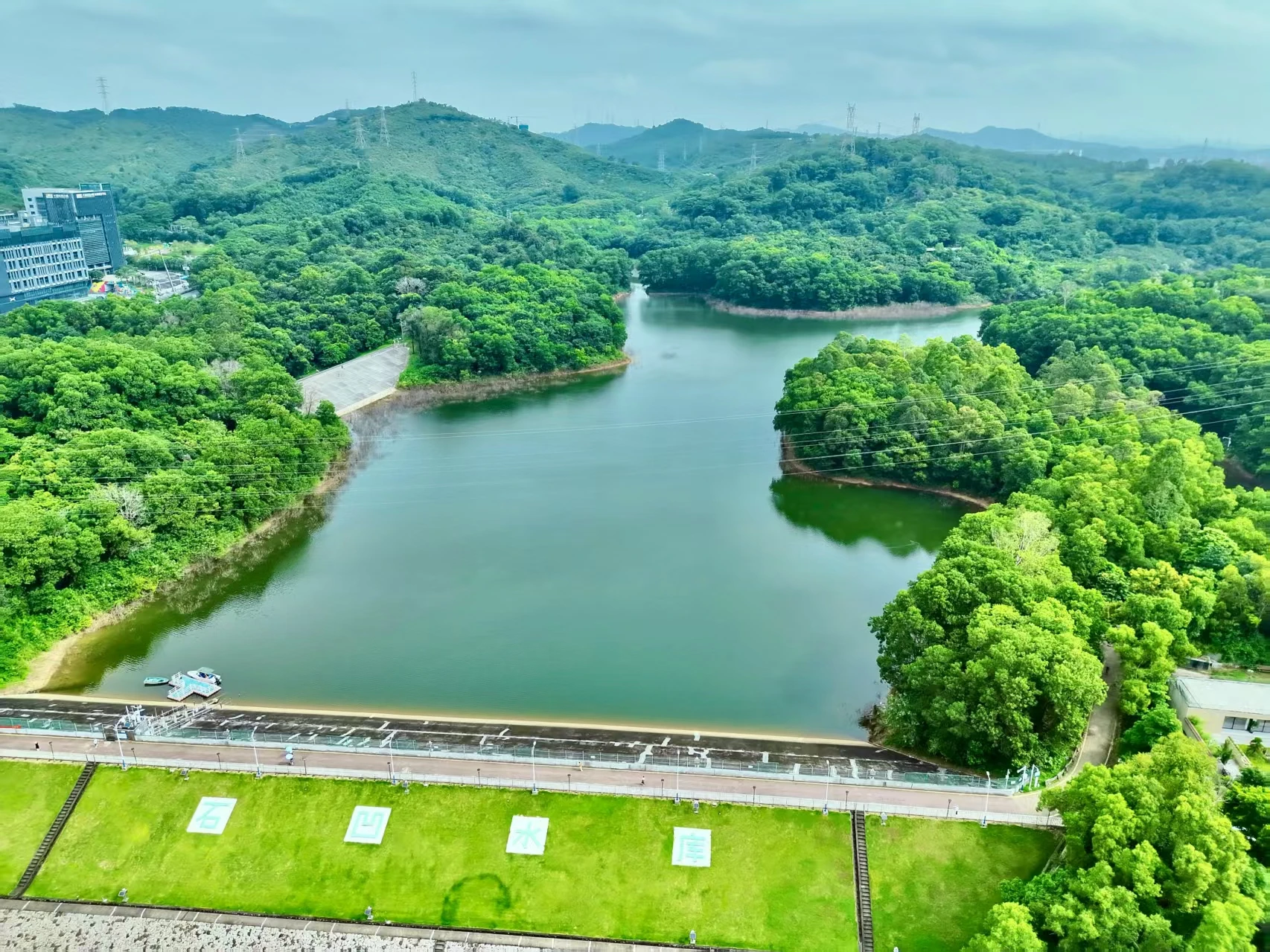 科技护水：翼飞鸿天无人机河道巡查，让违规乱象无处遁形