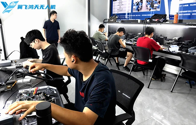 无人机维修技能哪里学？三条路径讲清楚